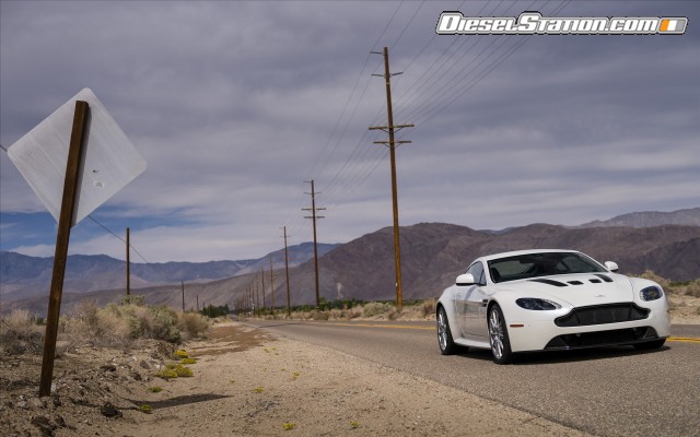 Aston Martin V12 Vantage S 2014 Widescreen Picture #169 Aston Martin V12 Vantage S 2014 Widescreen Picture #169